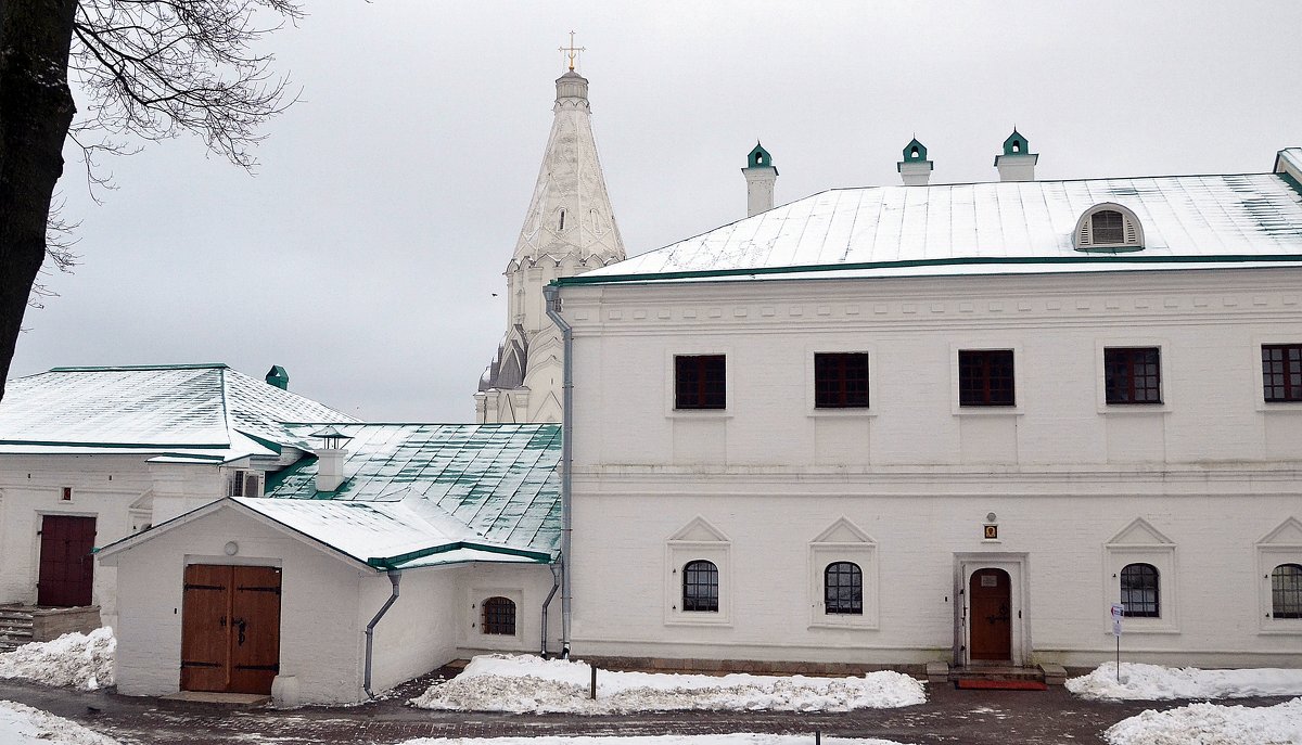 Сытный двор и Фряжский погреб